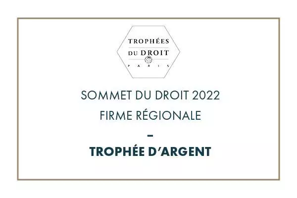 Sommet du droit – Firme régionale argent