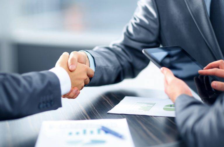 Rupture brutale des relations commerciales établies :  Le respect d’une clause contractuelle de résiliation ne fait pas échec à son application